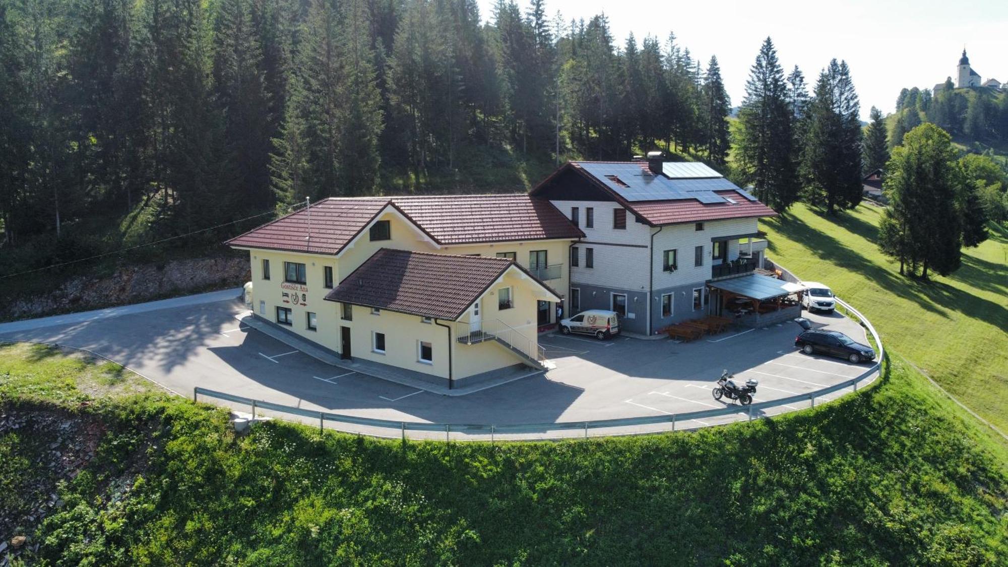 Hotel And Restaurant Ana Hrib-Loski Potok Exterior photo